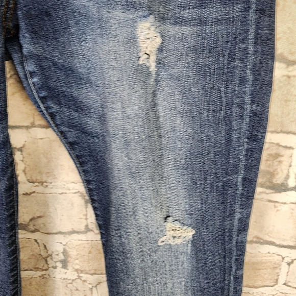 Kut from the Kloth Jeans Crop Catherine Boyfriend Distressed Medium Wash Size 6 - Picture 7 of 16